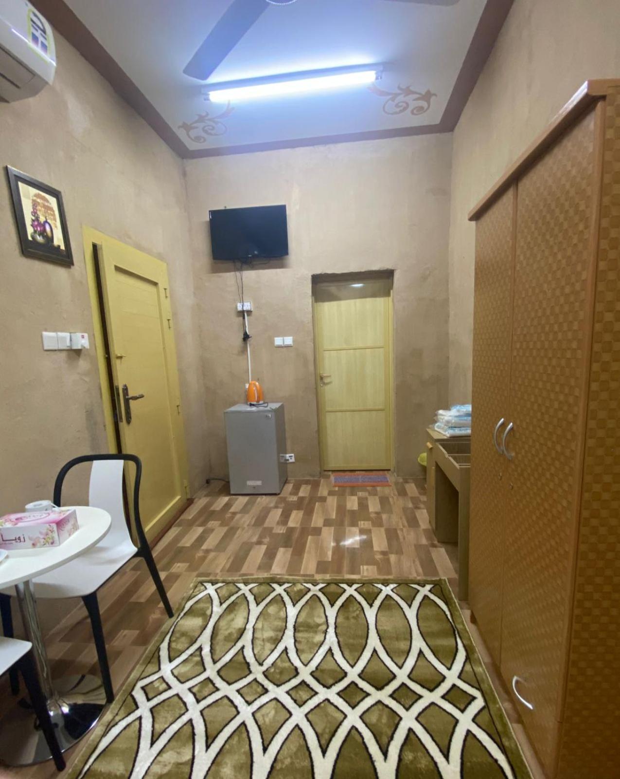 Riad The Wadi Al Ḩamrāʼ