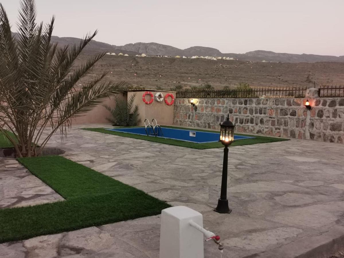 Riad The Wadi Al Ḩamrāʼ