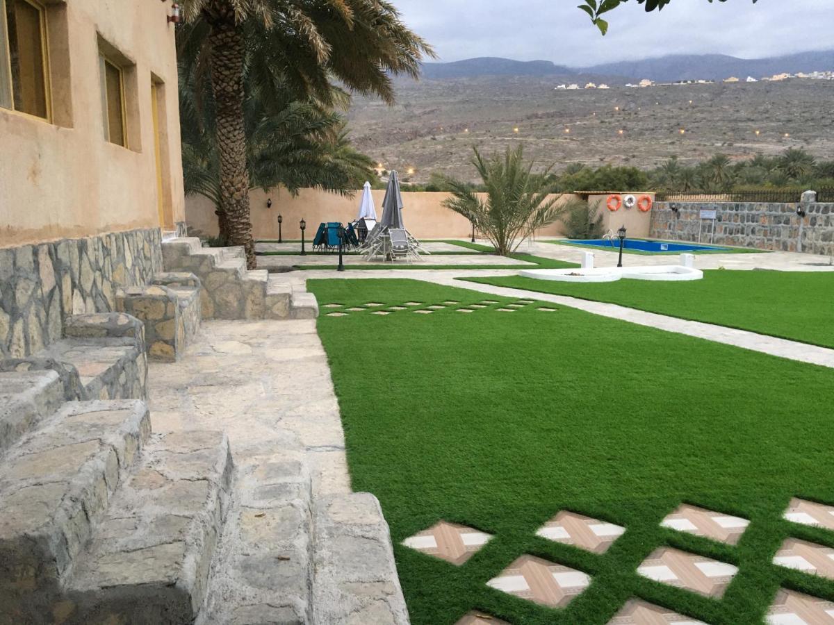 Riad The Wadi Al Ḩamrāʼ
